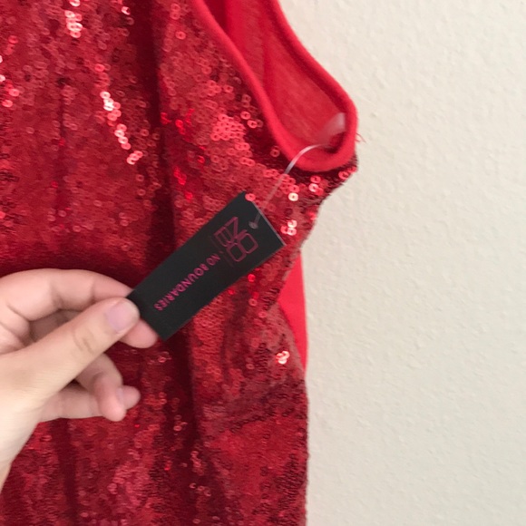 Red sequence halter top! - Picture 3 of 4